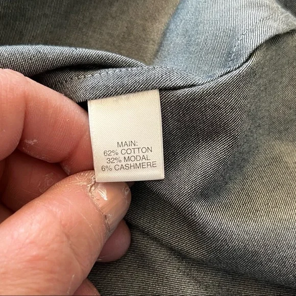 St. John denim button down shirt size 2. E#262 - Picture 6 of 7